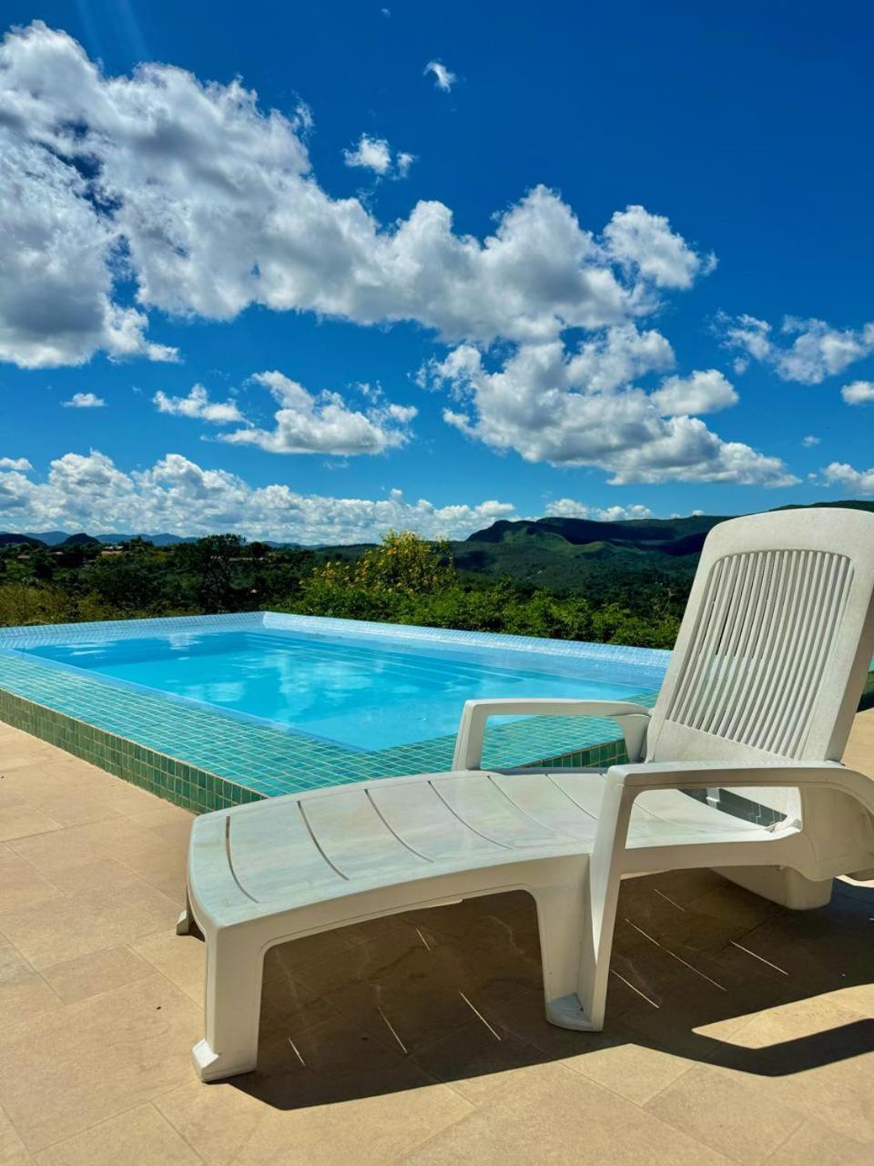 Отель Casa De Maitreya - Piscina, Ar Condicionado Алту-Параизу-ди-Гояс Экстерьер фото